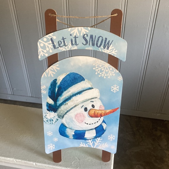NWT Let It Snow- Snowman ⛄️ Holiday Sleigh Decoration Sign - Picture 15 of 17